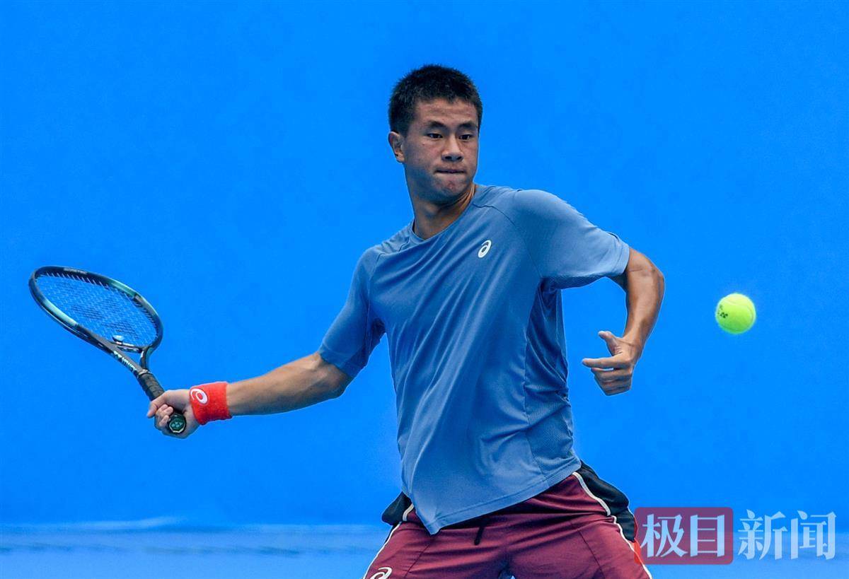 港的防线问 港的防线问