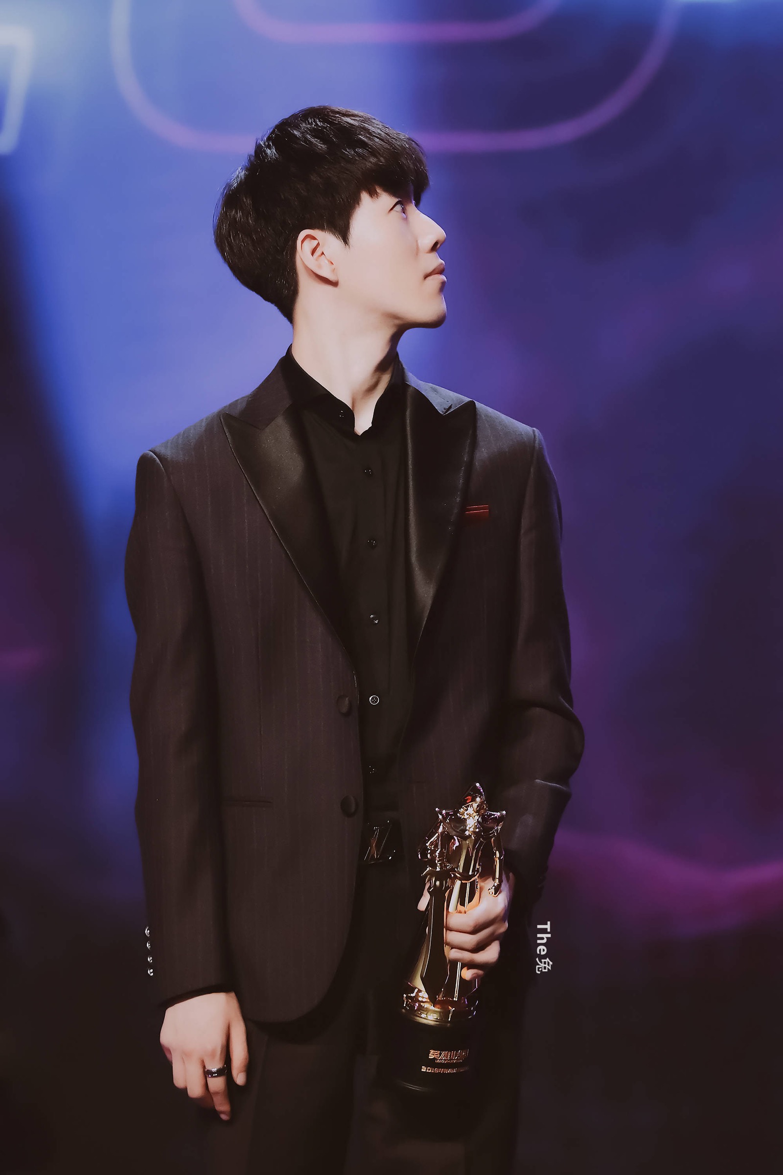 停赛4场并 停赛4场并