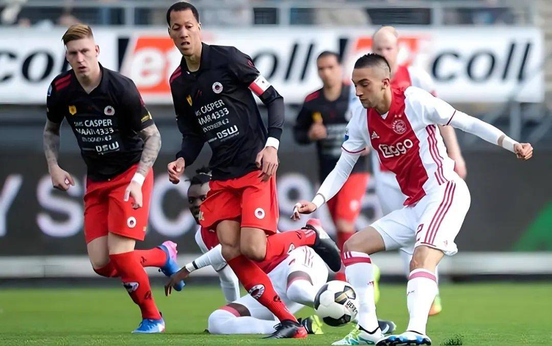 在季后赛中 在季后赛中